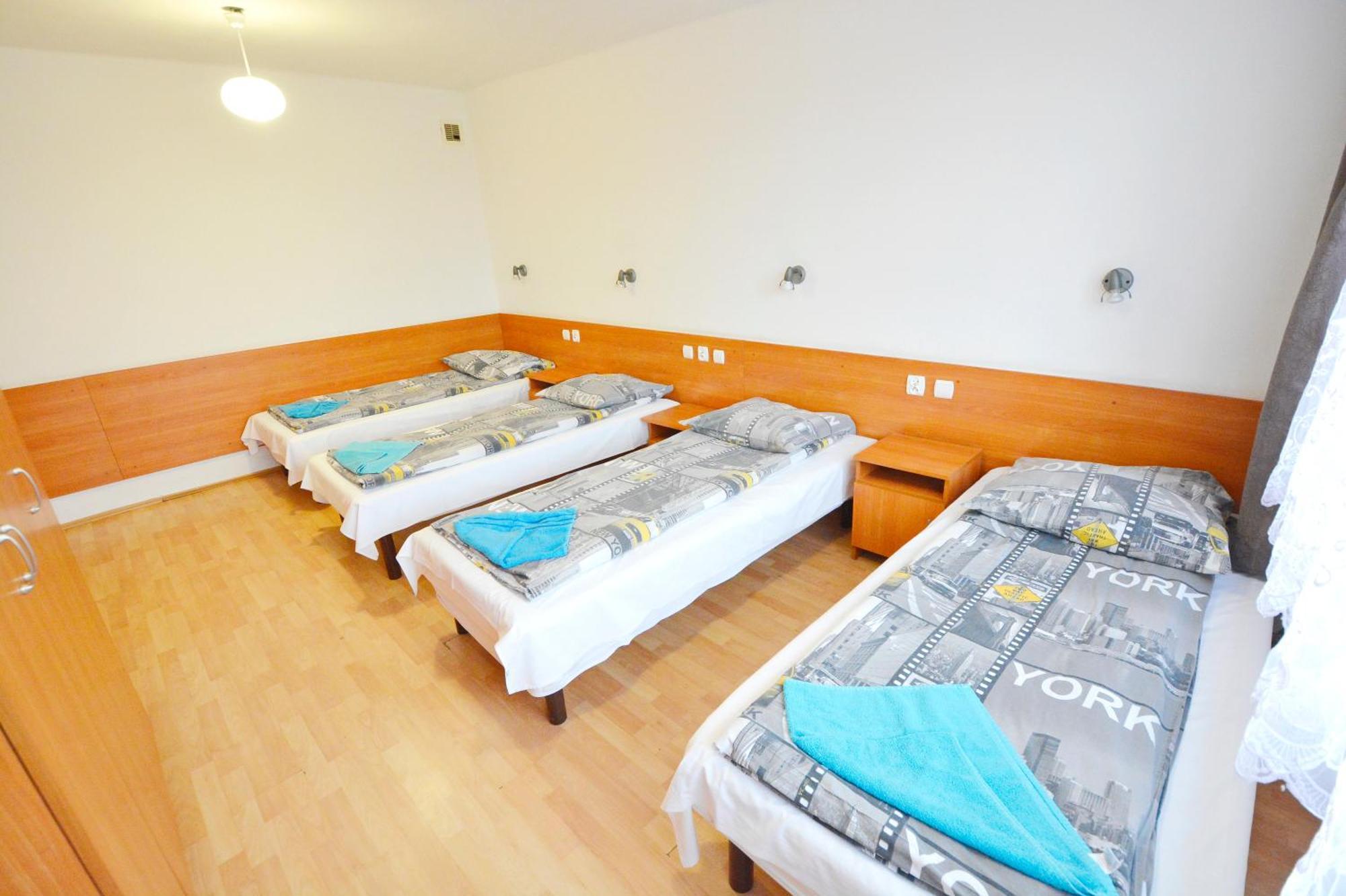 Twoj Hostel Ruda Slaska Exteriör bild